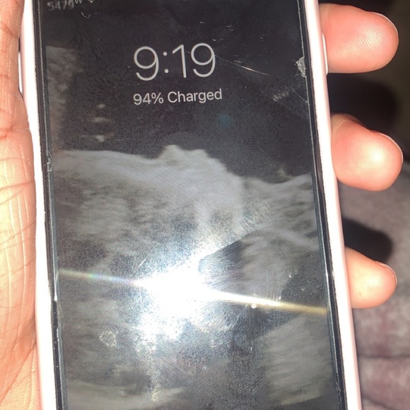 iPhone se 2020 brand new privacy screen included and unlocked